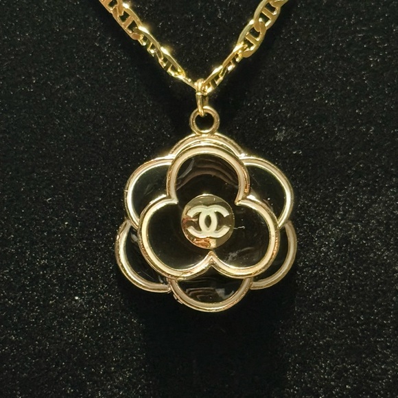 None Jewelry - CC Gold and Black Floral Pendant Necklace